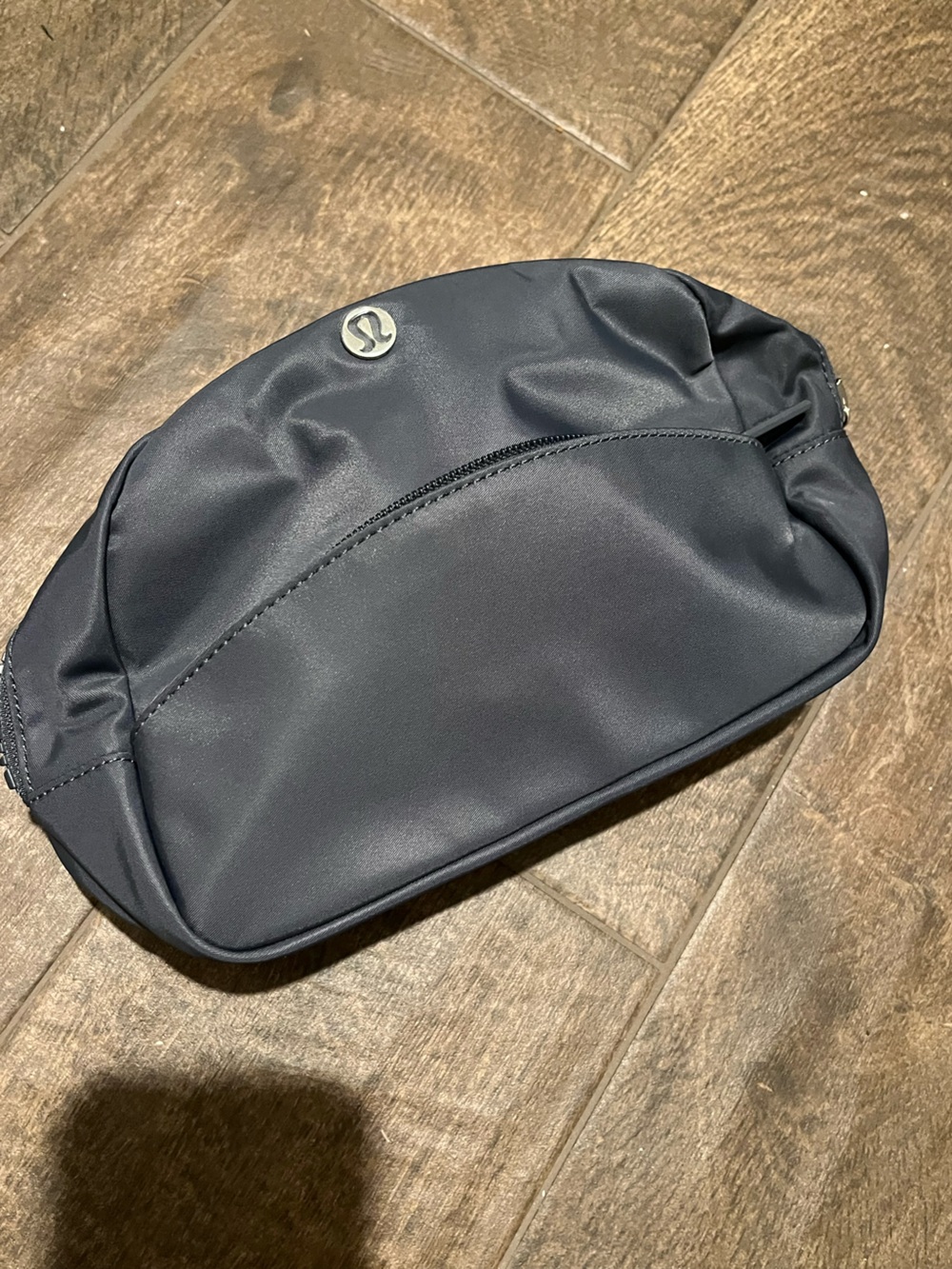 Lululemon City Essential Pouch 4L